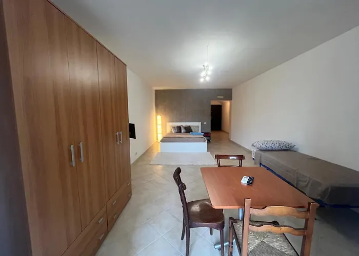 House Tribunali 197